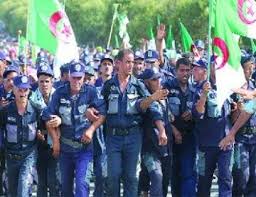 في انتظار الزحف نحو العاصمة