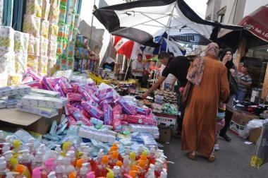 تجار السوق اليومي لبودواو يحتجون أمام مقر الدائرة ببومرداس