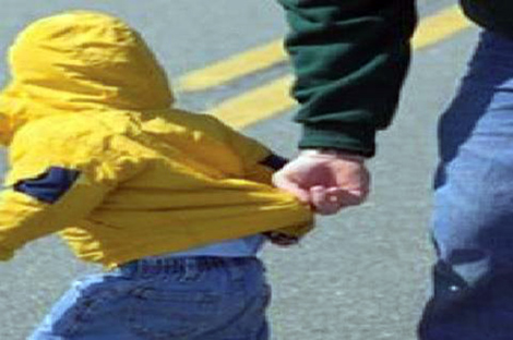 كهل يخطف طفلا من وسط تبسة وينقله إلى الجبل