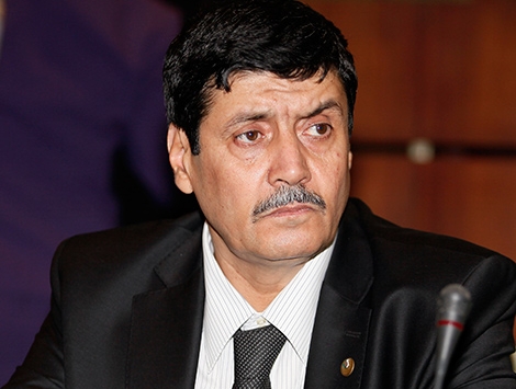 شاب يدخل مدير المجاهدين غرفة الإنعاش بخنشلة