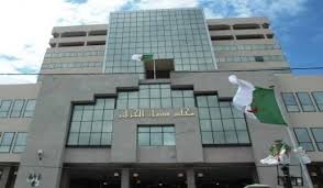 23 متهما و7 شركات أجنبية أمام محكمة جنايات العاصمة