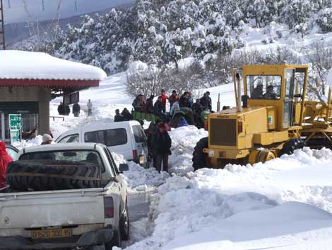 ليلة رعب.. وفيضان 