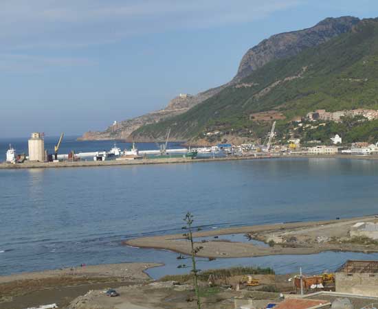 Le futur grand port du centre de l'Algérie sera construit à Ténès, à 200 km de la capitale