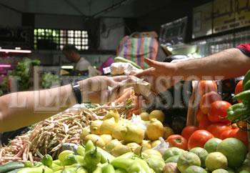 Les prix flambent et le citoyen encaisse