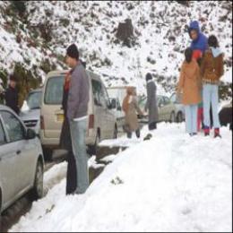 طرقات مغلقة وعزلة تامة في العديد من مناطق سيدي بلعباس