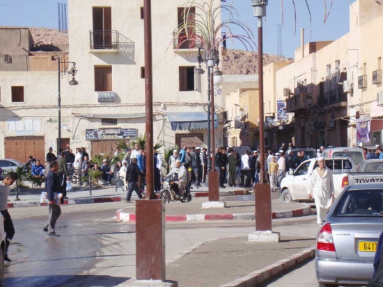 سكان حي وادي نشو بغرداية يطالبون السلطات التدخل