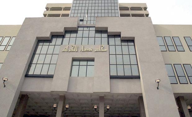 محاكمة ابني قاضية بتهمة قتل بائع السمك بالعاصمة