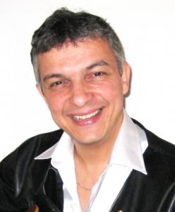 Hamidou :Biographie et évolution musicale