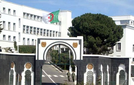 الجيش يقضي على إرهابي و يسترجاع رشاشا وذخيرة بتبسة