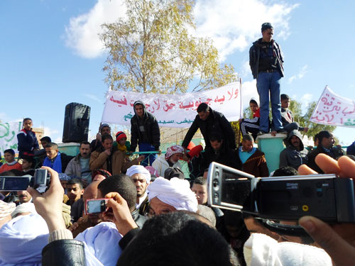 الجمهورية تستطلع آراء سكان الأبيض سيدي الشيخ في التطلع إلى ولاية