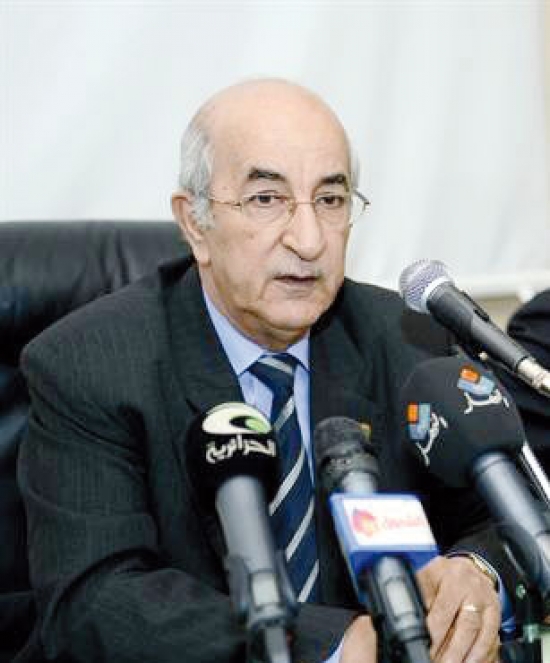 تبون يعلن عن إنشاء مصنع للسكن بقسنطينة