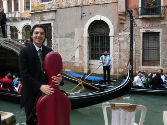 Biographie Mehdi Elias Baba-Ameur