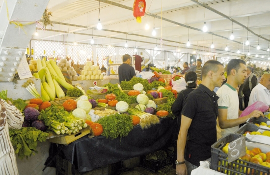 تجاريلهبون سوق الخضر والفواكه بميلة