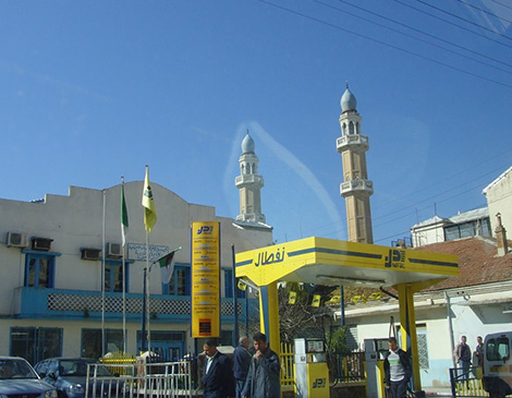 منع فتح محطات الوقود بعد الخامسة مساء بتبسة