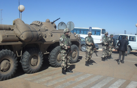 حجز أسلحة ومعدات عسكرية و10 قناطير من المخدرات بالنعامة وبشار