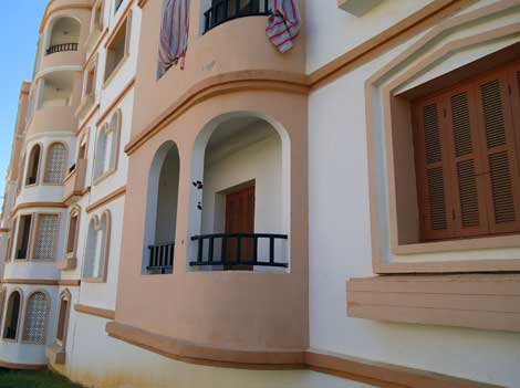 مصالح العاصمة تسترجع السكنات الإلزامية لعمال التربية