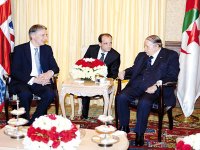 « Convergence de vues » en faveur d'une solution pacifique à la crise en Libye