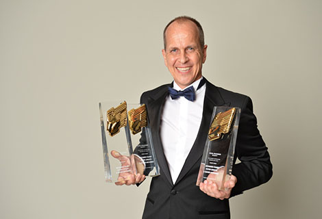 جمعية التلفزيون البريطانية تمنح جائزتها لصحفيي الجزيرة الثلاثة