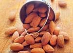 Moins de graisse abdominale grâce aux amandes