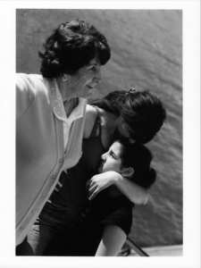 Farida Hamak : Ma mère, histoire d’Une immigration