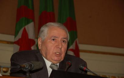 «La révision constitutionnelle, unique moyen de régler les problèmes»