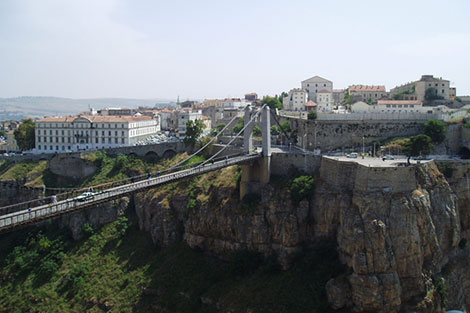 قسنطينة عروبية والأمازيغ عرب يا العربي