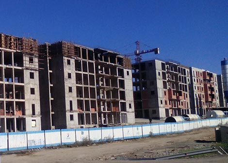 مرقٍّ عقاري يستولي على أموال مواطنين بسكيكدة ويختفي