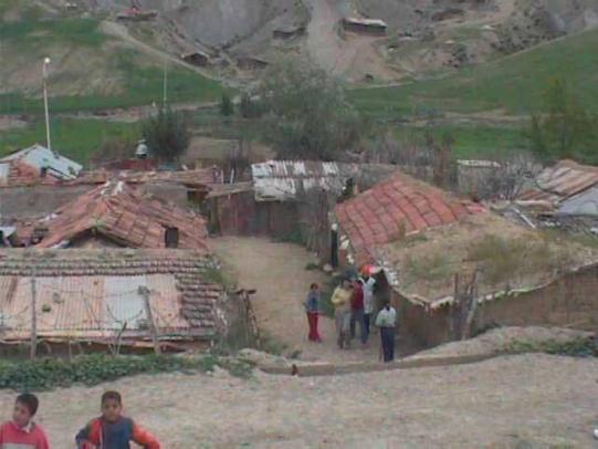 وفاة طفلين في انزلاق أتربة في حي هش