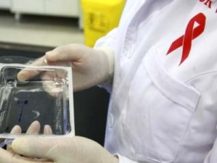 Approbation du dossier de création d'un centre régional de coopération et de recherche sur le SIDA