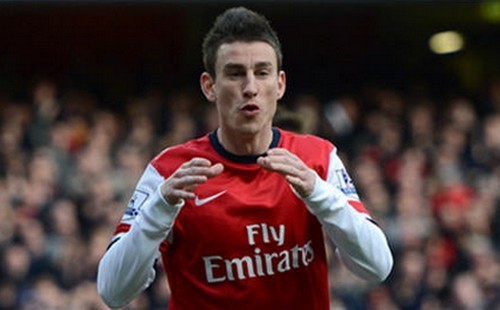 مدرب ليل يسخر من أرسنال والدوري الإنجليزي