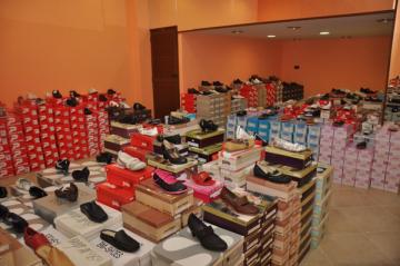 وشاح يفك لغز سرقة محل تجاري خاص ببيع الأحذية ببشار