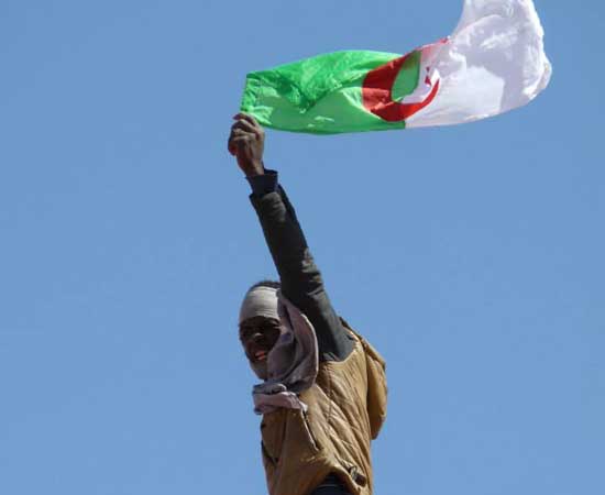 Retour au calme à In Salah, les manifestants regagnent la place Soumoud, le dialogue maintenu avec les autorités