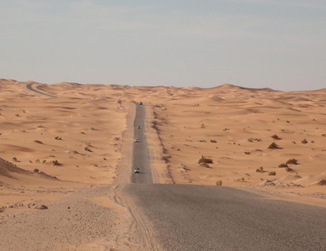 مشاريع لإنجاز طرقات على مسافة 700 كلم بتمنراست