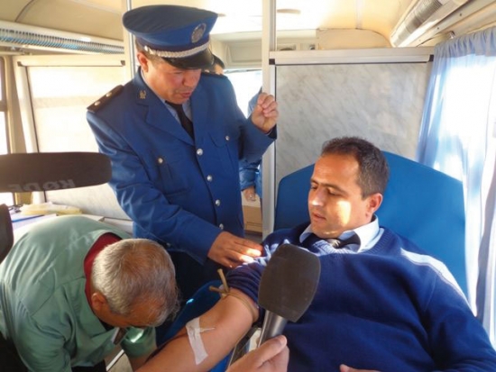 حملة للتبرع بالدم من طرف مصالح الأمن بسطيف