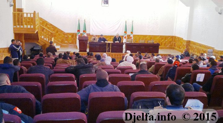 المجلس الشعبي البلدي لبلدية الجلفة يعقد لقاءات تشاورية مع مختلف فعاليات المجتمع المدني لانتقاء وتسجيل المشاريع التنموية بعاصمة الولاية