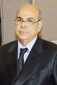 Raouraoua inspecte le centre technique de Batna