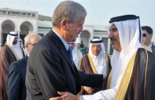 Sellal s'entretient avec le Premier ministre qatari