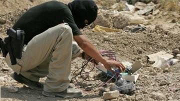 الإطاحة بشبكة للاتجار بالذخيرة الحيّة بمستغانم