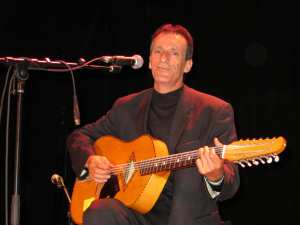 Hacene Ahres, tuteur de la chanson Kabyle