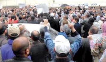 عمال كوسيدار للسكة الحديدية بالأغواط يحتجون.