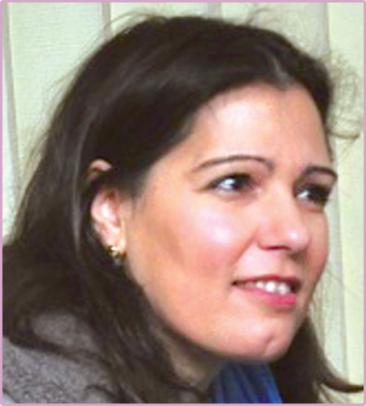 عيونكم جميلة لا ترى