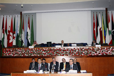 Renforcer la coopération contre le terrorisme et l'extrémisme