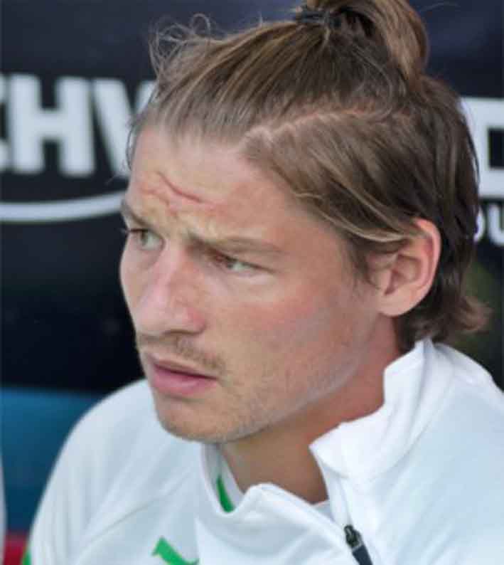 Joueurs algériens à l'étranger Mehdi Mostefa