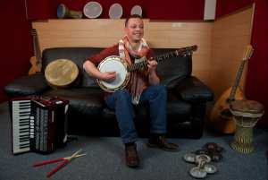 Kamel Syamour, un fanatique de la musique folklorique