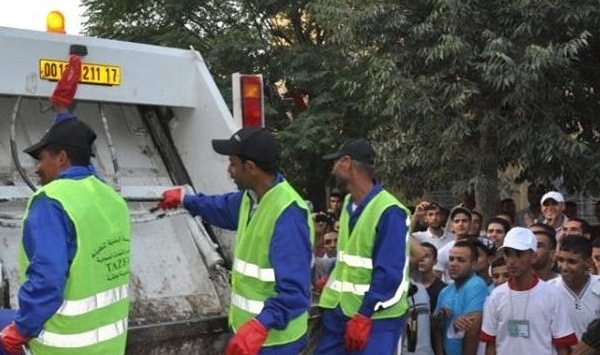 عمال النظافة بالجلفة يحتجون