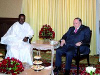 Le président Bouteflika reçoit le nouvel ambassadeur de Guinée ...