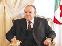 Le président Bouteflika reçoit le nouvel ambassadeur de Guinée ...