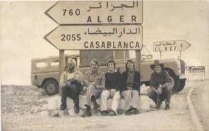 Photo Mythique Les Beatles à 760 Km d'Alger