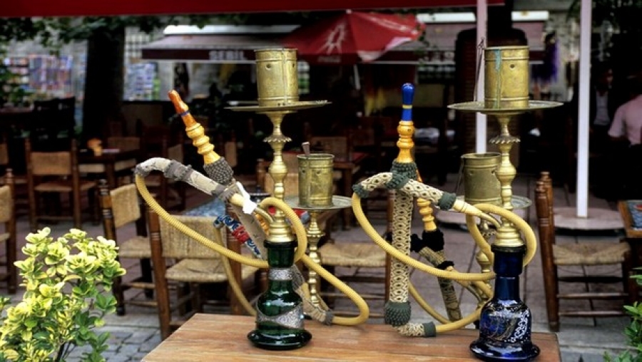 Le narguilé peut être plus nocif que la cigarette (experts)