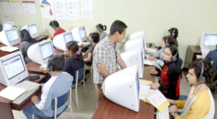 500 ألف جزائري يصوّتون لجعل الإنجليزية اللغة الأولى في البلاد